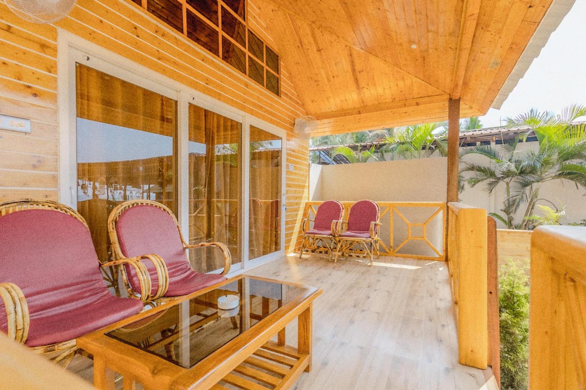 The O2H Agonda Beach Resort Bagian luar foto