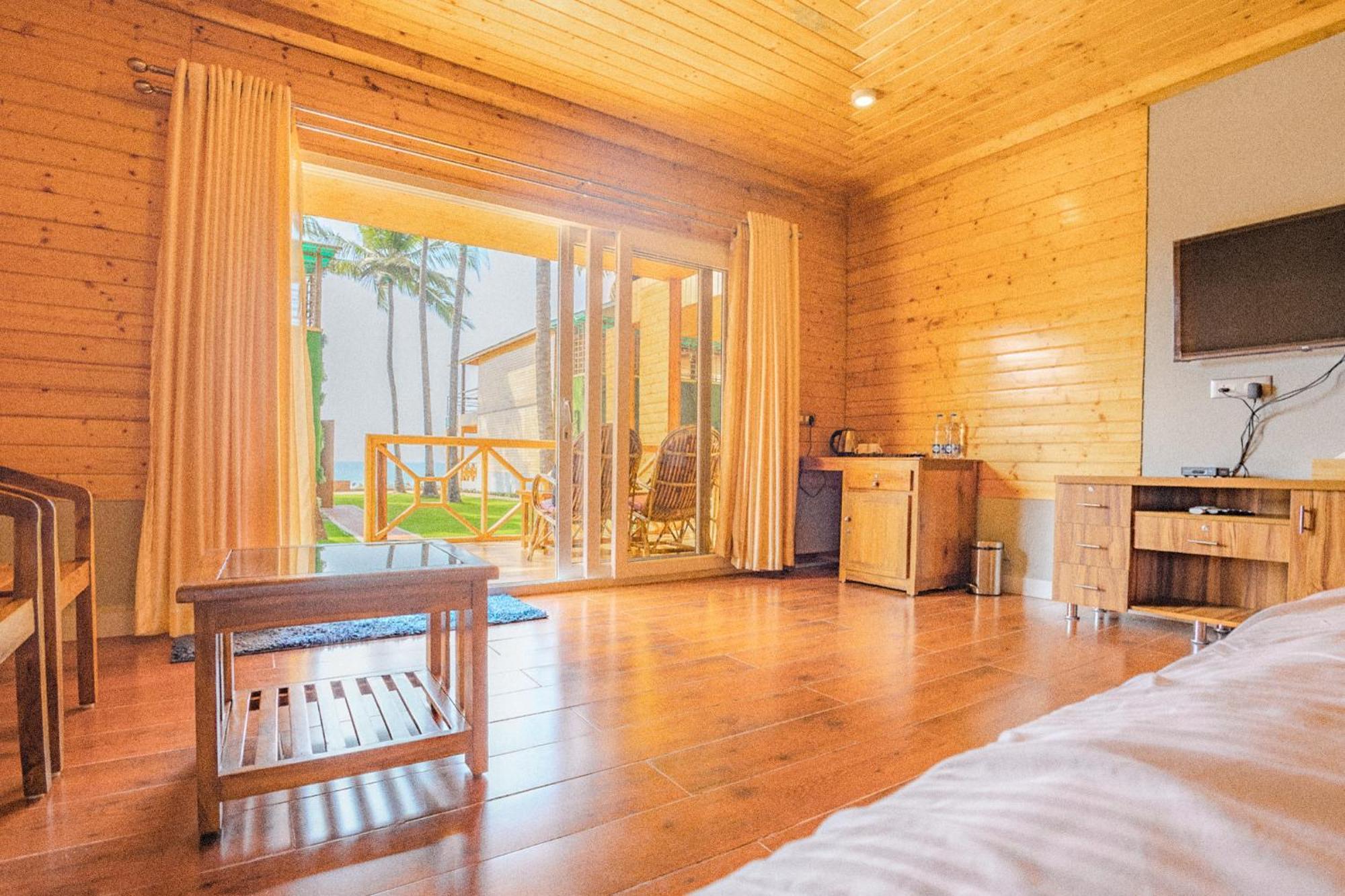 The O2H Agonda Beach Resort Bagian luar foto