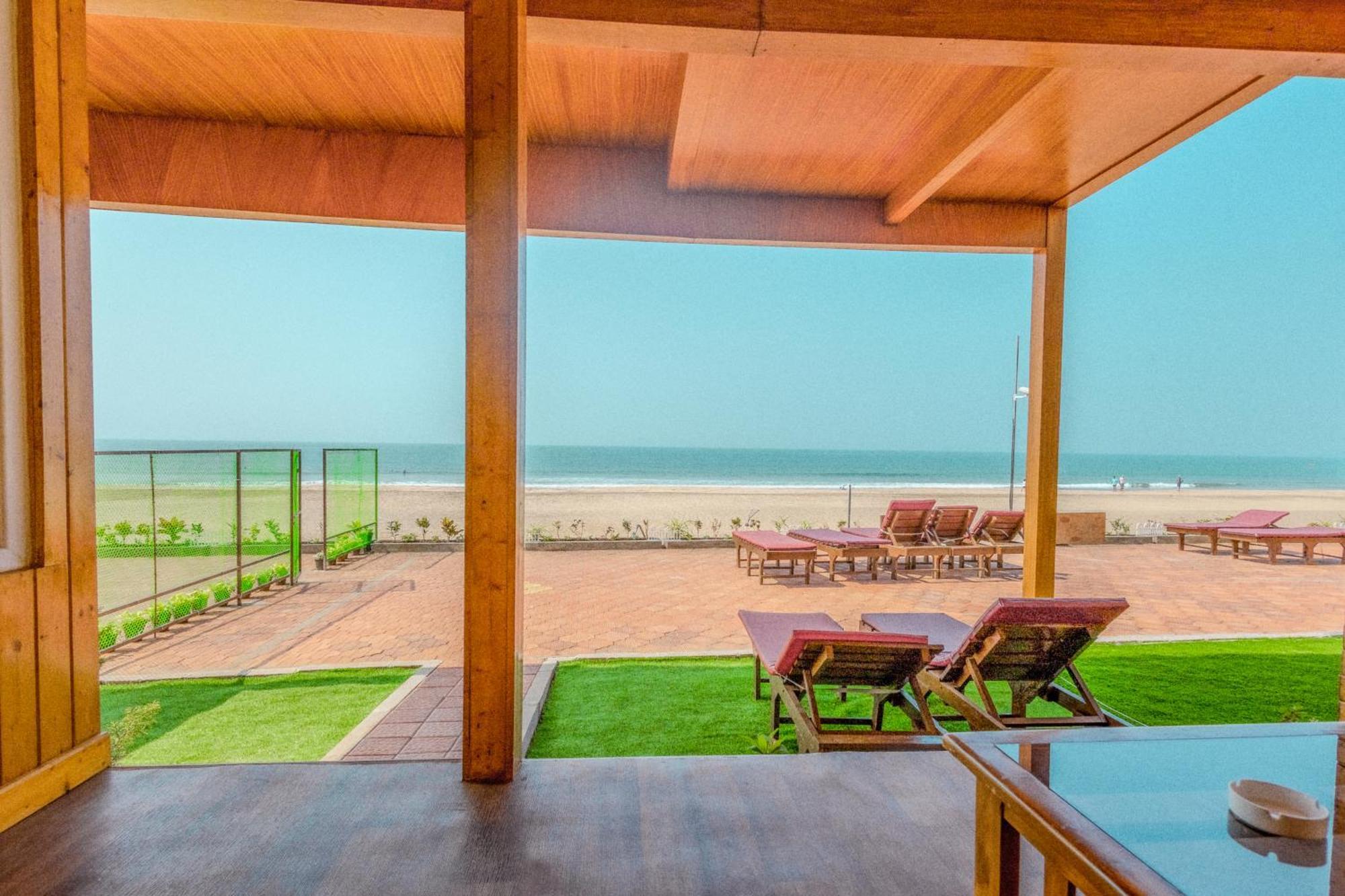 The O2H Agonda Beach Resort Bagian luar foto