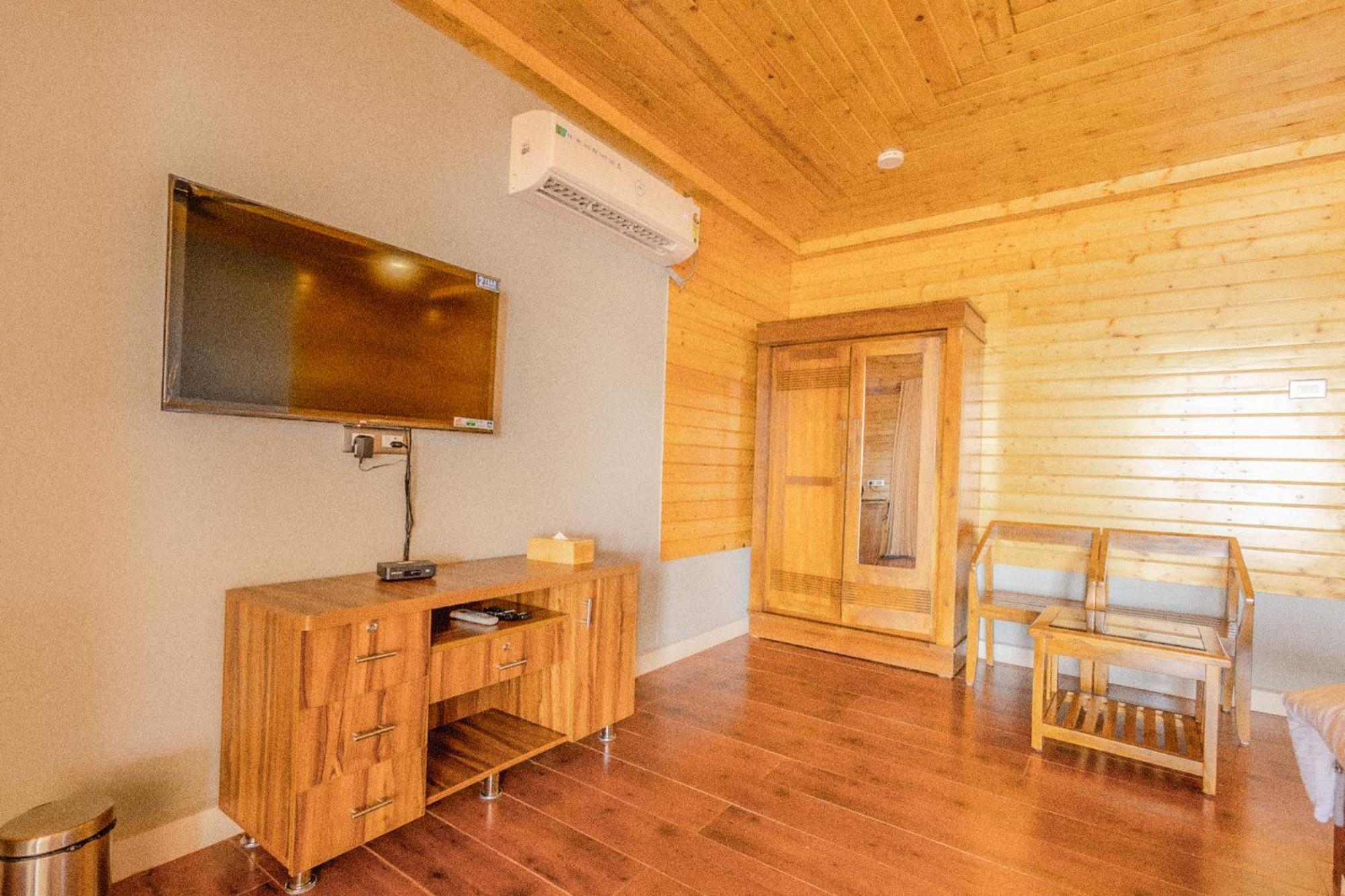 The O2H Agonda Beach Resort Bagian luar foto
